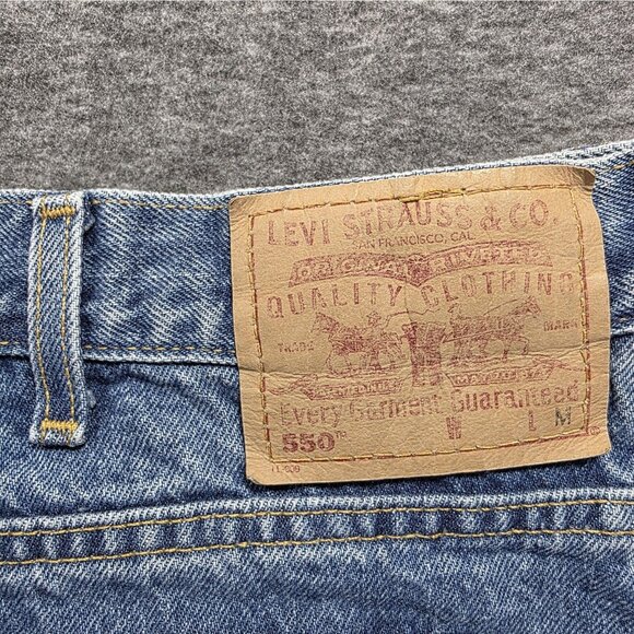 Levis 550 Jeans Womens 22W Medium Light Wash Blue Relaxed Fit Tapered Leg Denim - Picture 4 of 10